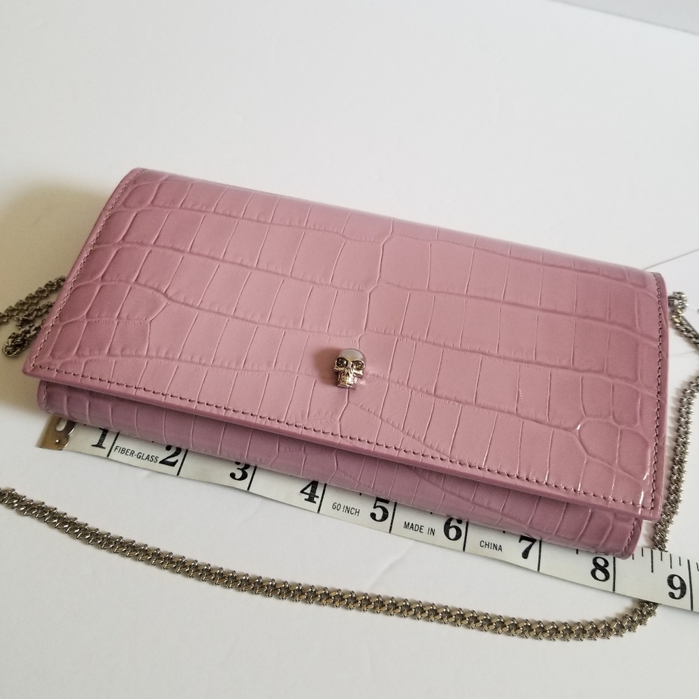 Alexander McQueen Croc-Embossed Leather Wallet-On-Chain Antic Pink - Picture 11 of 13